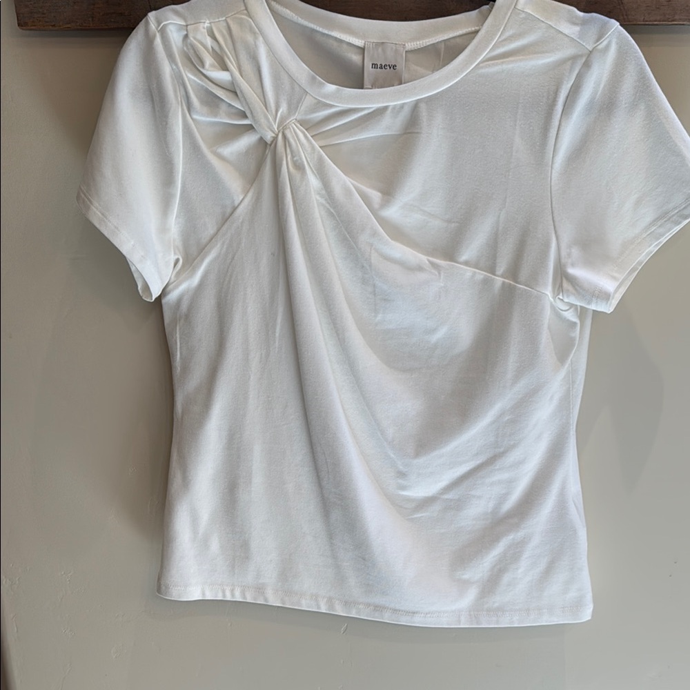 White Women's Short Sleeve Top